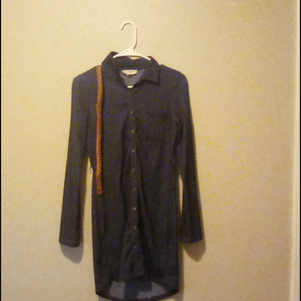 Navy button up short dress with brown belt😇